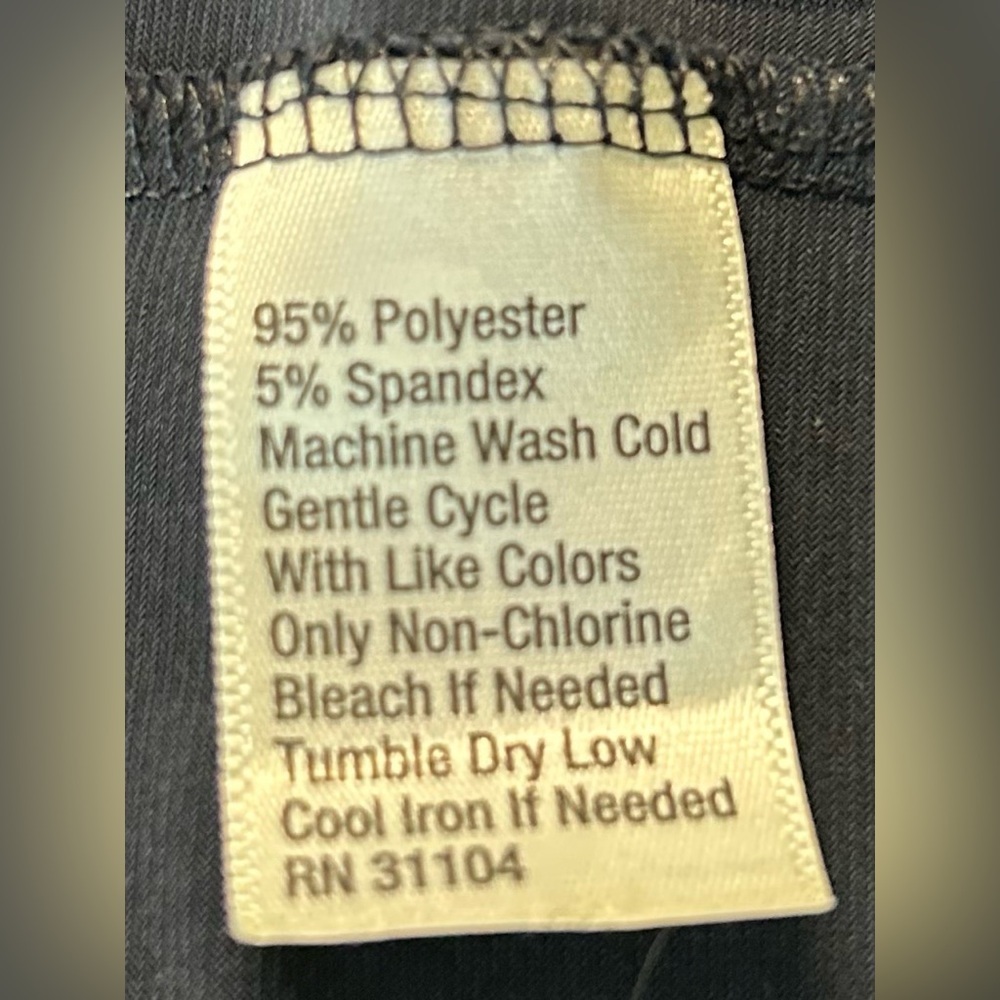 NWOT LIMITED FAUX WRAP NAVY BLUE 3/4 SLEEVE DRESS. FLATTERING ON ALL BODY TYPES - Picture 6 of 7